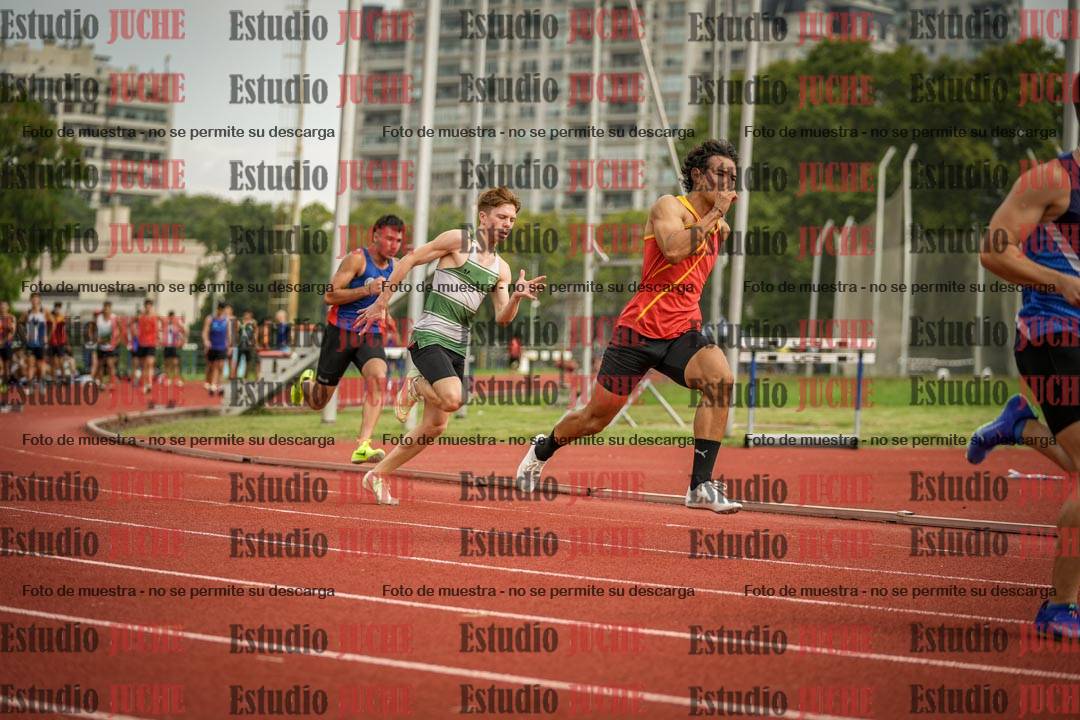 Fotos de los 200 m llanos de varones
