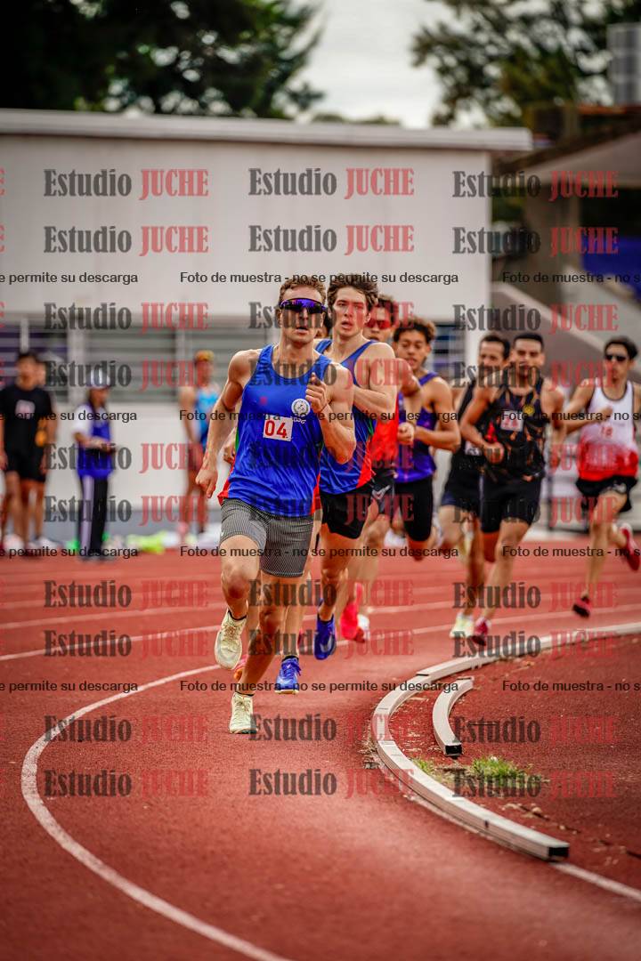 Fotos de los 800 m de varones