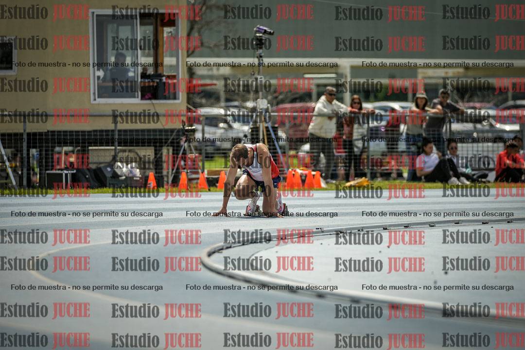 Fotos de los 400 m llanos de varones