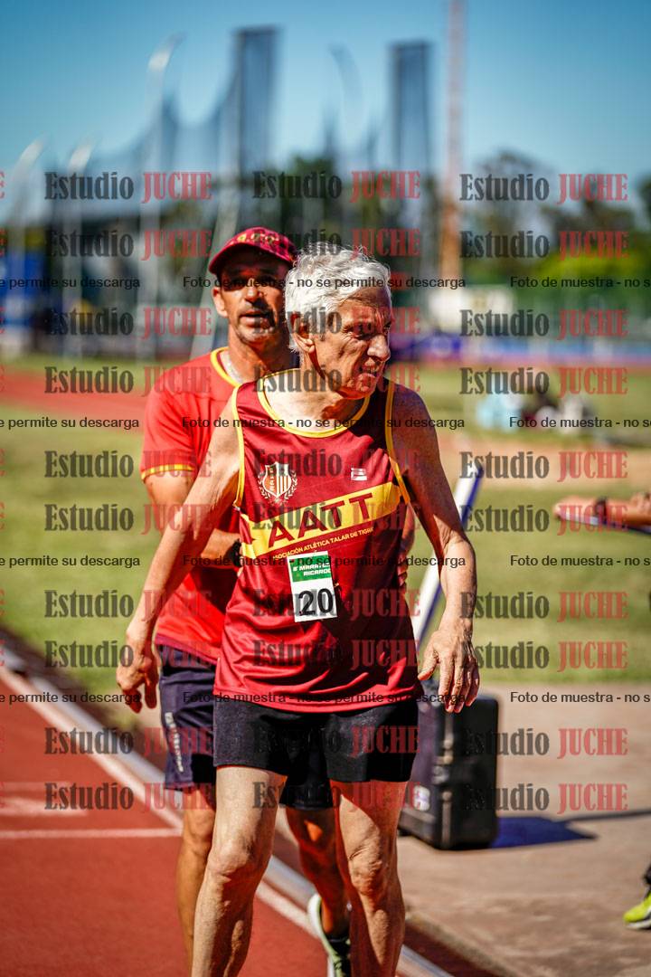 Fotos de los 800 m llanos de varones