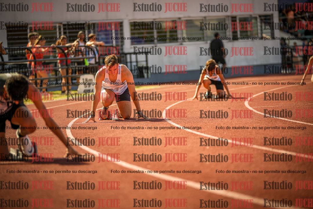 Fotos de los 400 m llanos de varones