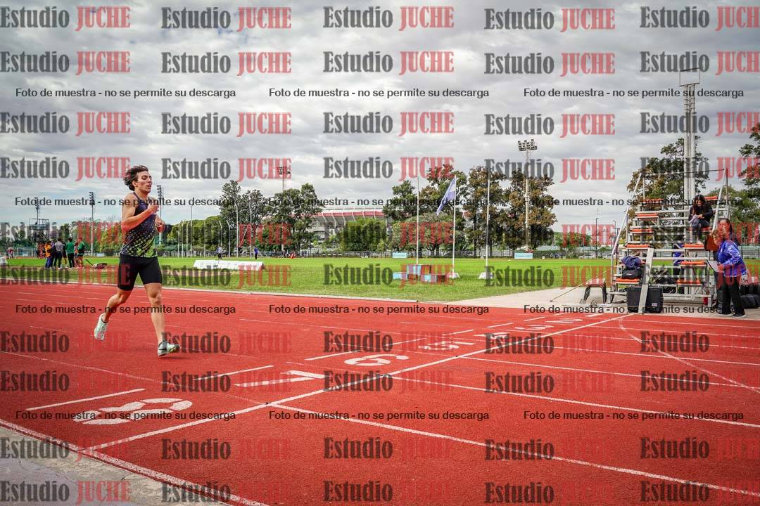 Fotos de los 400 m llanos de varones