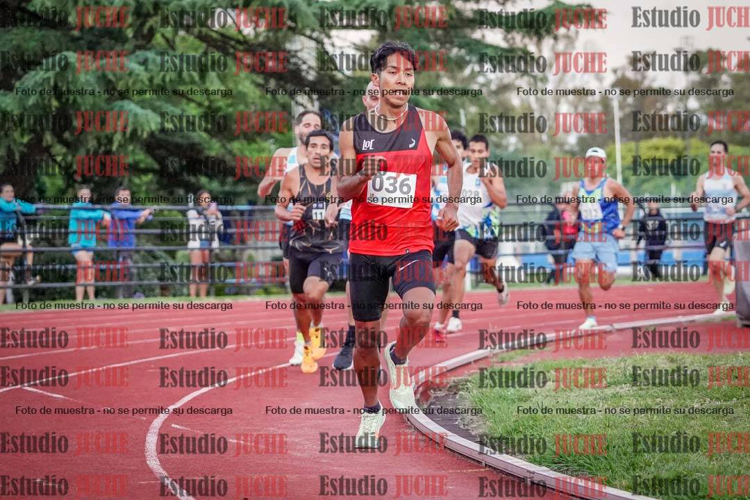 Fotos de los 1500 m llanos de varones
