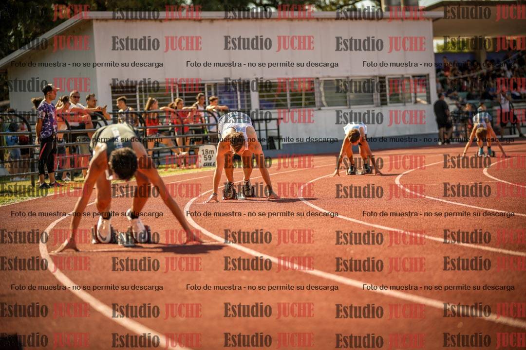 Fotos de los 400 m llanos de varones