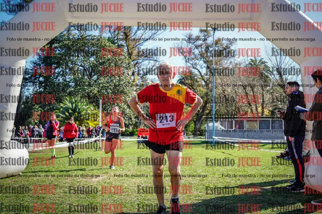 Fotos de la llegada del cross de 1500 m