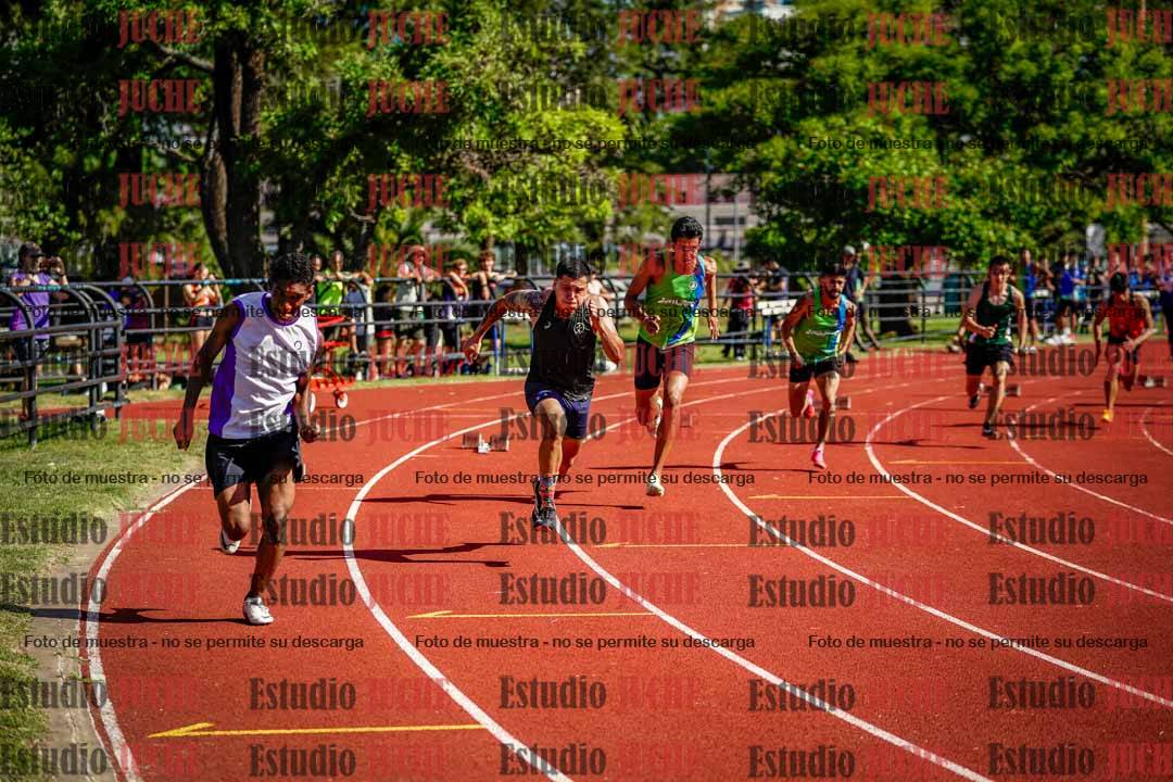 Fotos de los 200 m llanos de varones