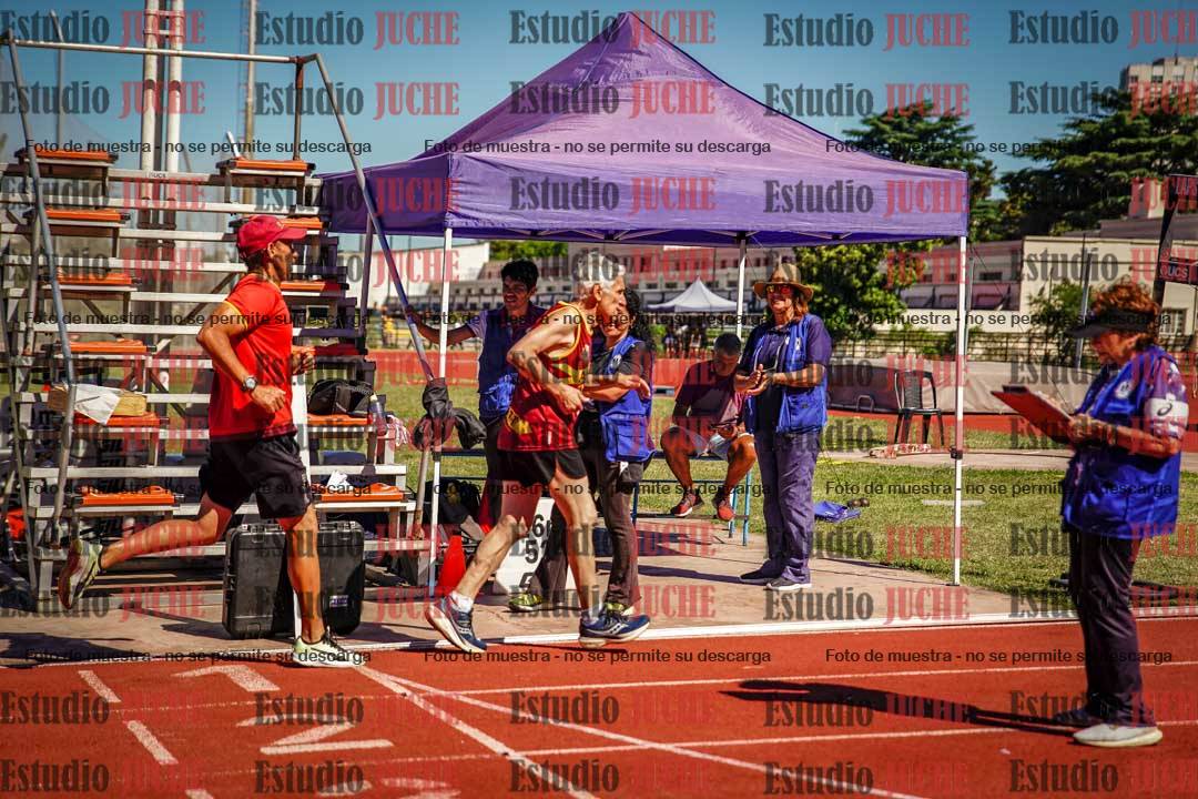 Fotos de los 800 m llanos de varones