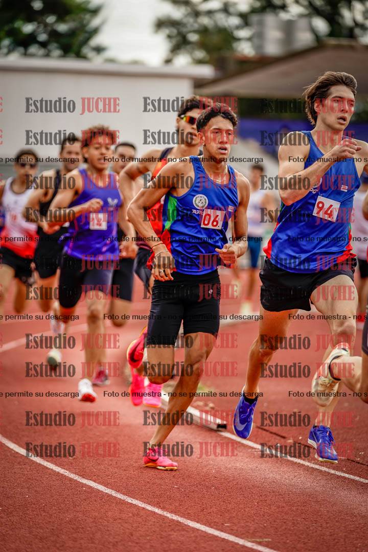 Fotos de los 800 m de varones