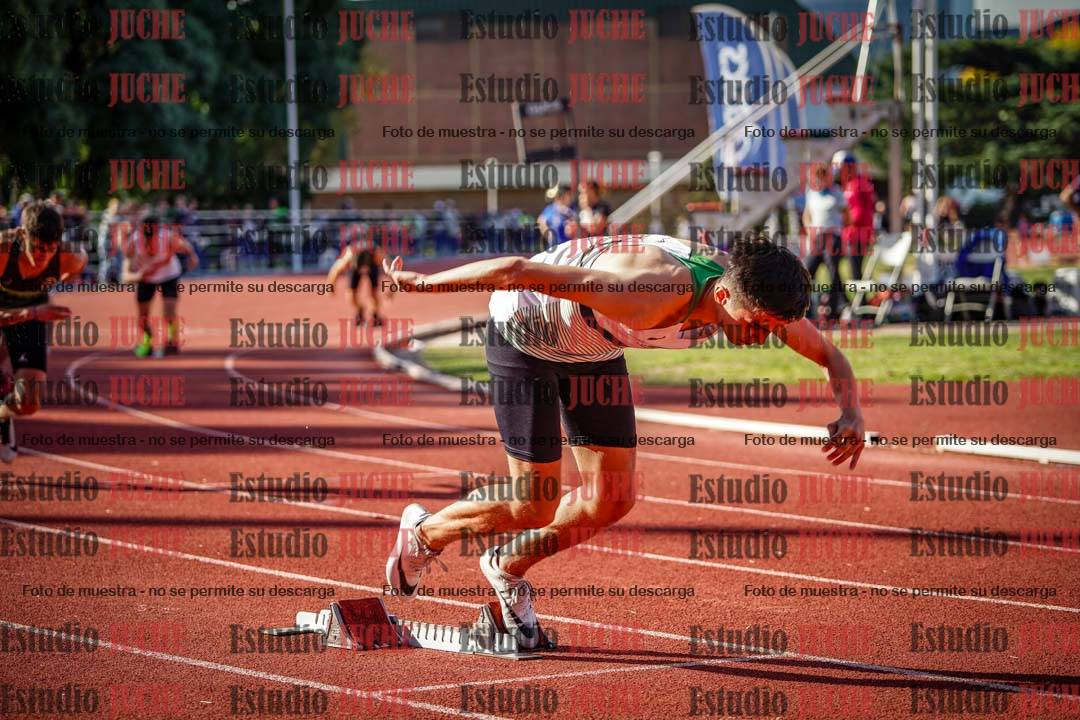 Fotos de los 400 m llanos de varones