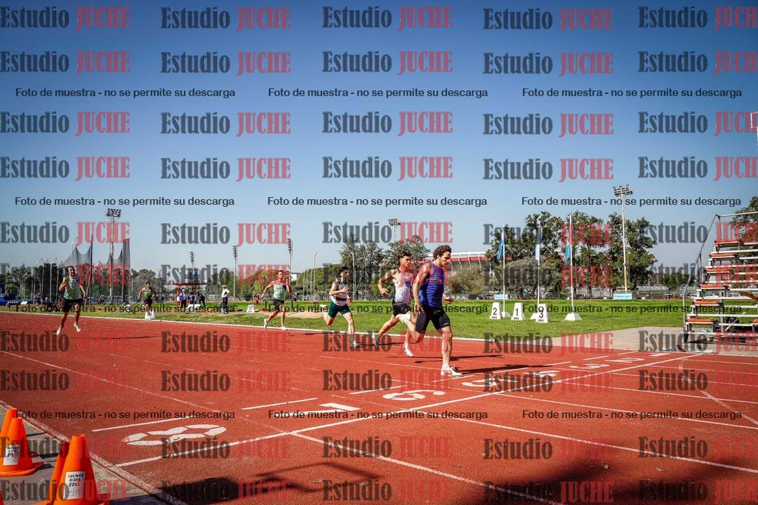 Fotos de los 400 m llanos de varones