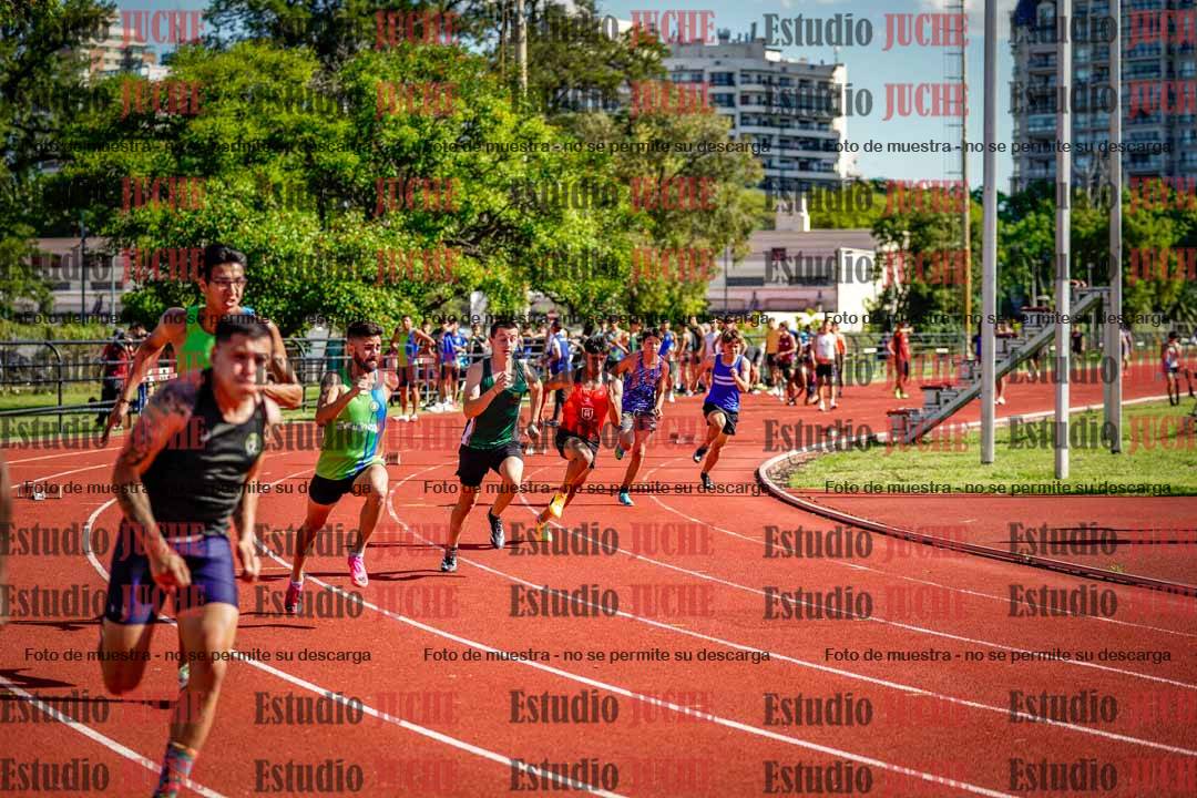 Fotos de los 200 m llanos de varones