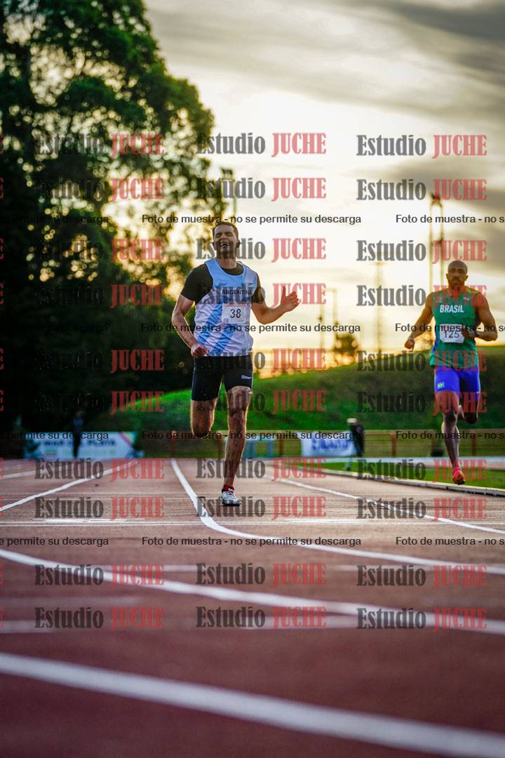 Fotos de los 1500 m llanos de varones - deca 10