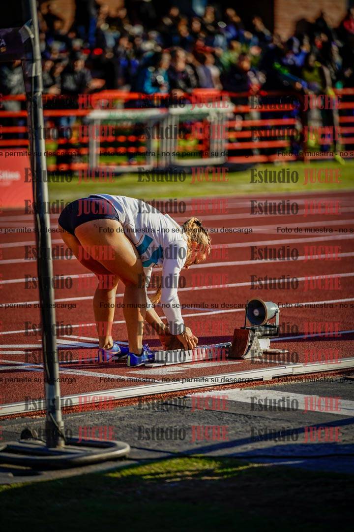 Fotos de los relevos 4x100 m de mujeres