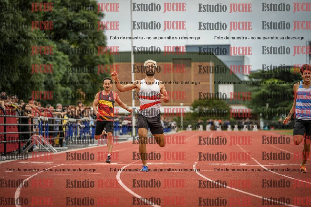 Fotos de los 400 m llanos de varones