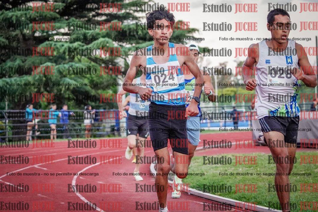 Fotos de los 1500 m llanos de varones