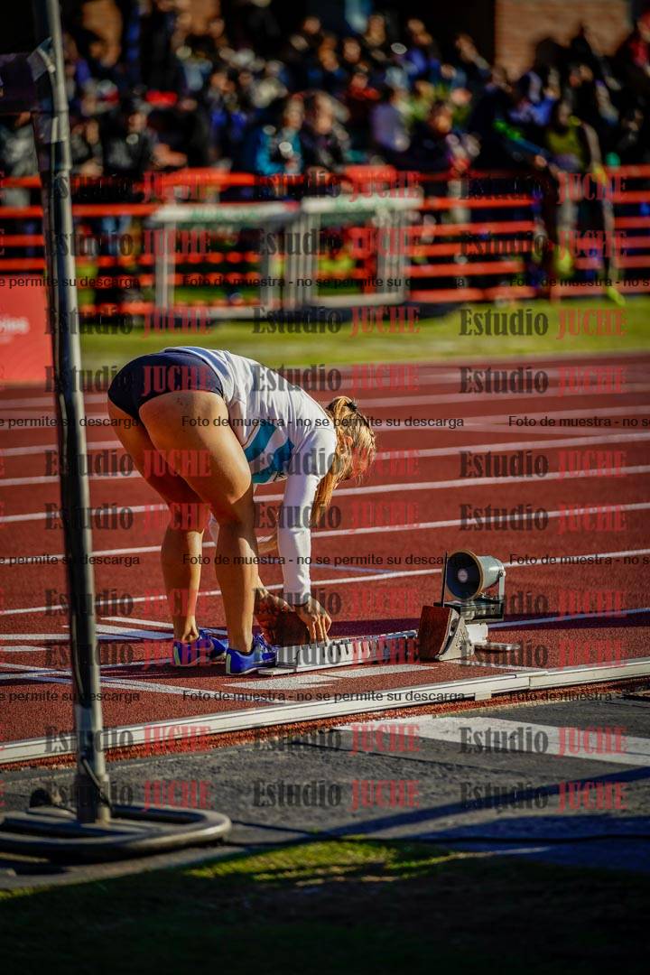 Fotos de los relevos 4x100 m de mujeres