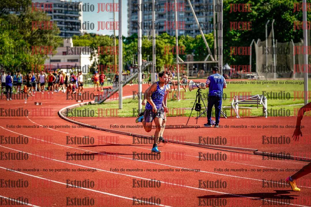 Fotos de los 200 m llanos de varones