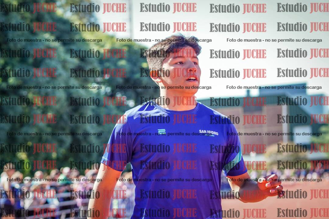 Fotos de los 80 m de varones