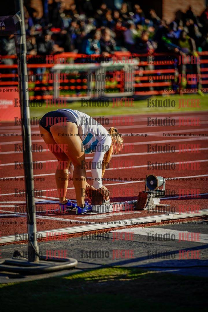 Fotos de los relevos 4x100 m de mujeres