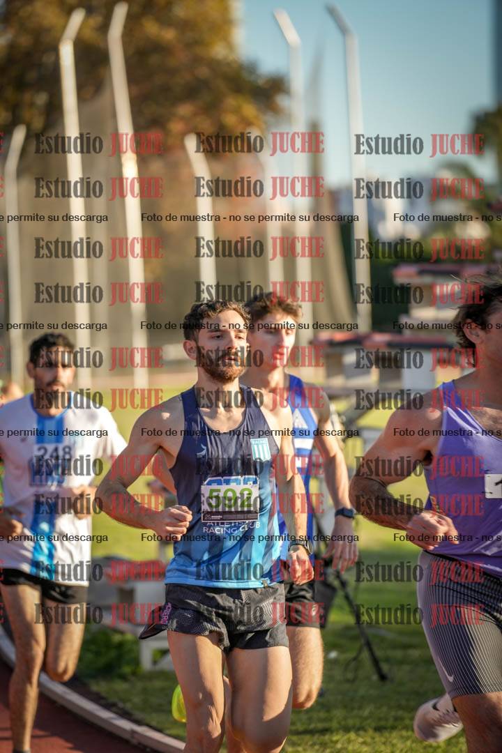 Fotos de los 3000 m llanos de varones