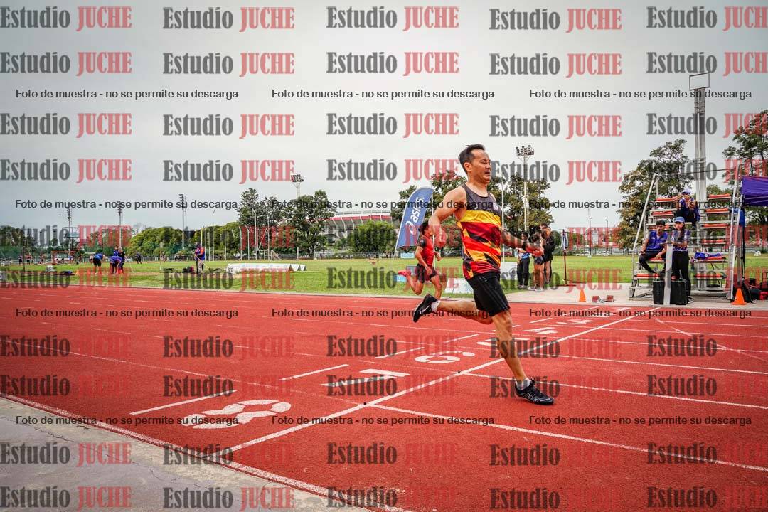 Fotos de los 400 m llanos de varones