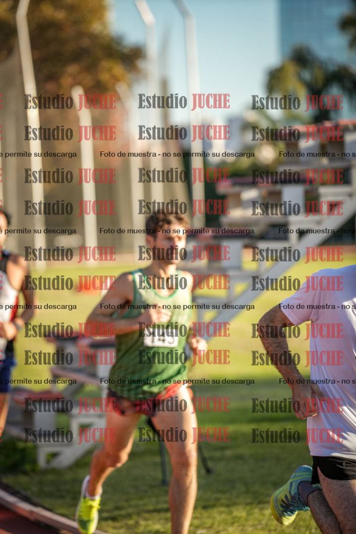 Fotos de los 3000 m llanos de varones