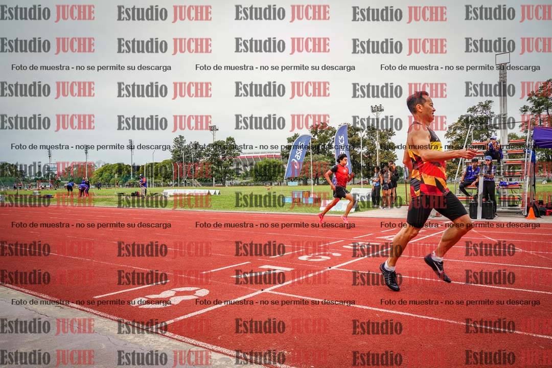 Fotos de los 400 m llanos de varones