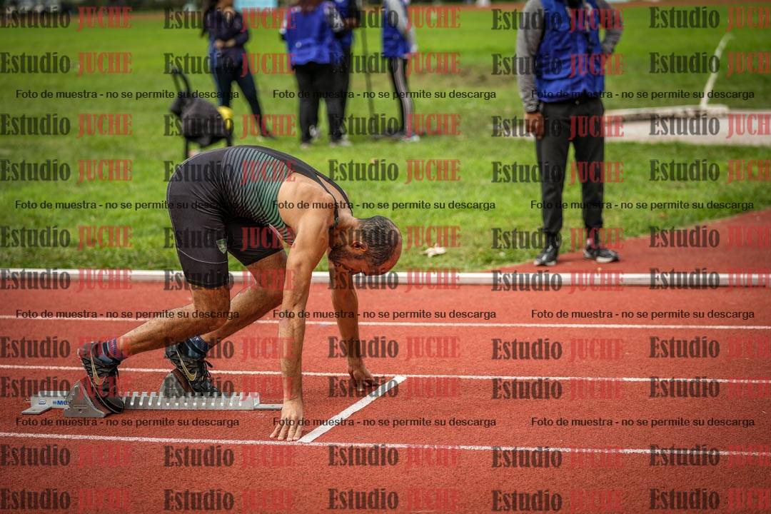 Fotos de los 400 m llanos de varones