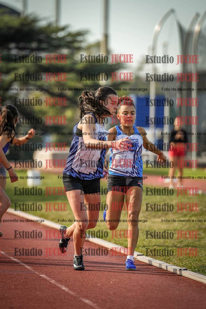 Fotos de las postas 4x400 m llanos de mujeres