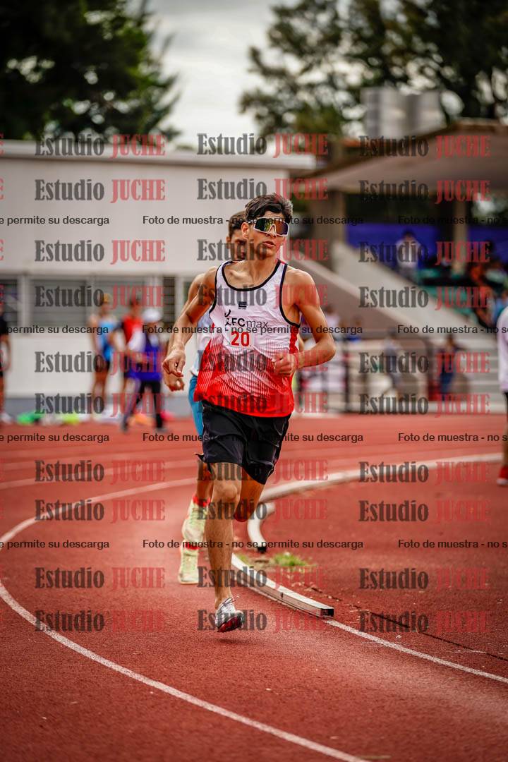 Fotos de los 800 m de varones
