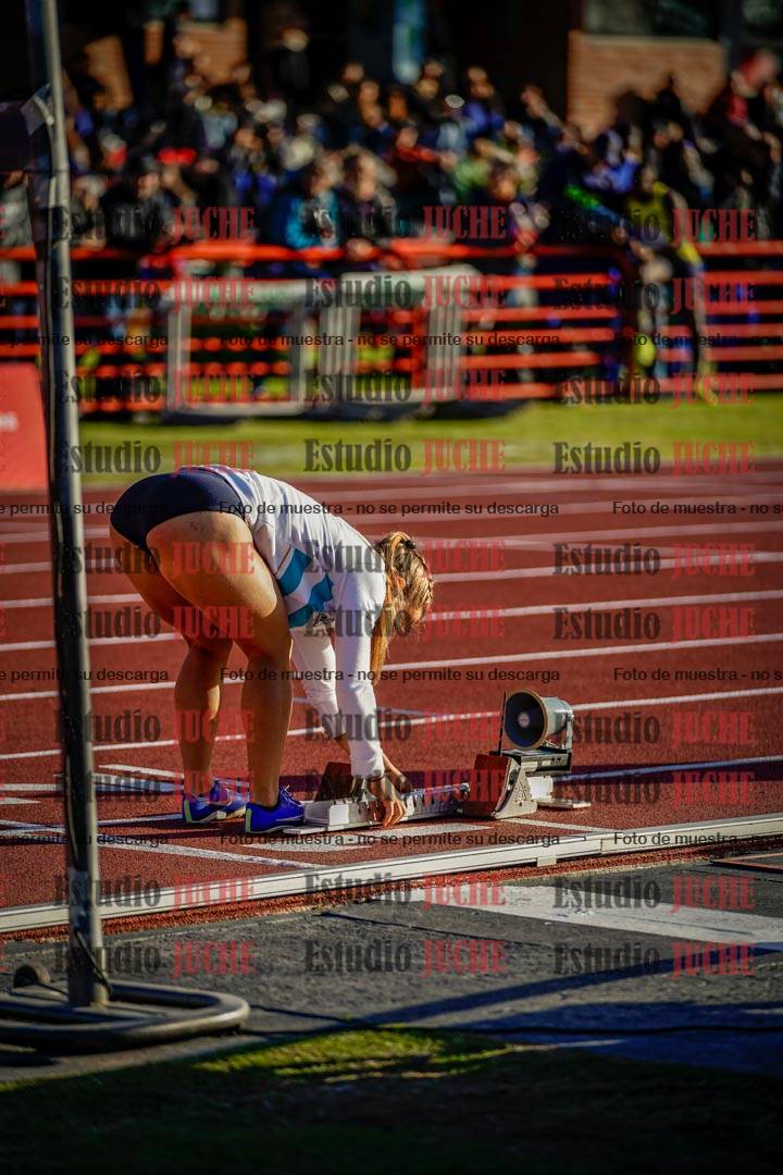 Fotos de los relevos 4x100 m de mujeres