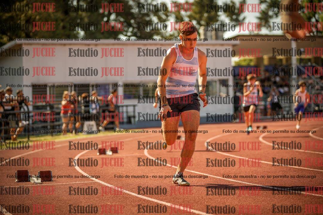 Fotos de los 400 m llanos de varones