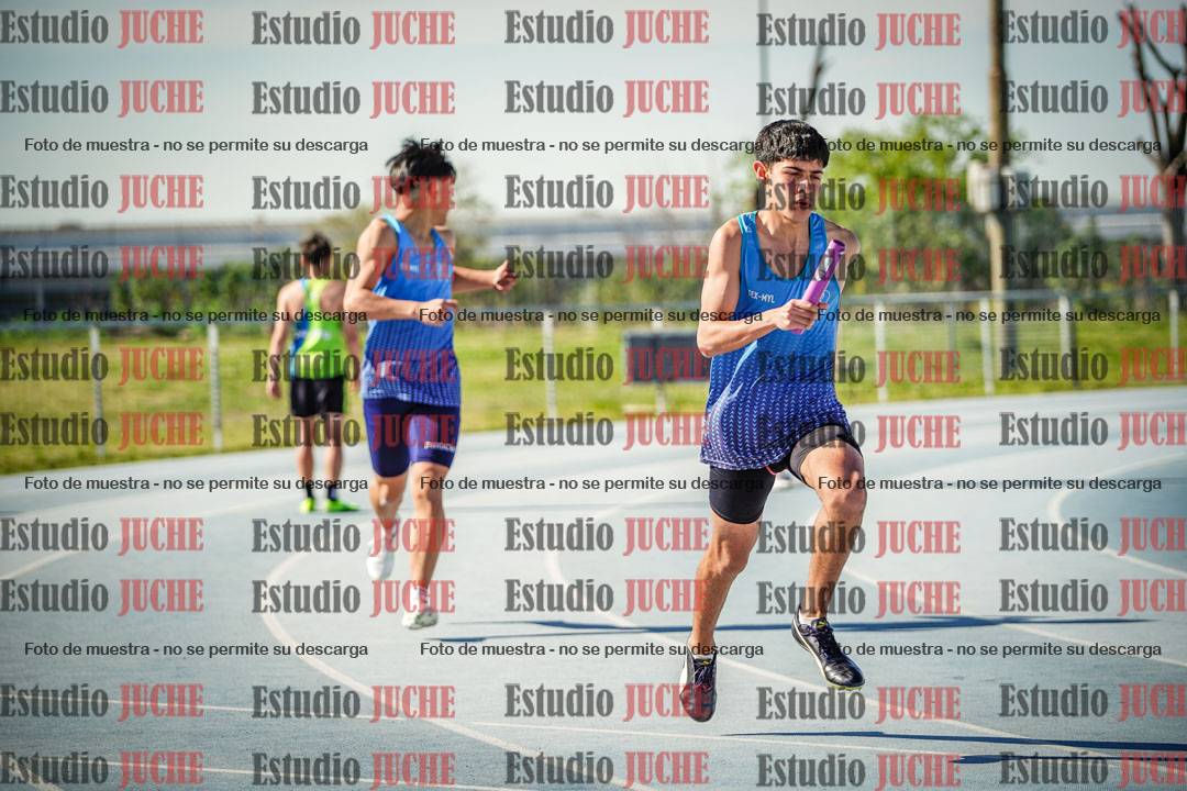 Fotos de las postas 8x300 m mixtas
