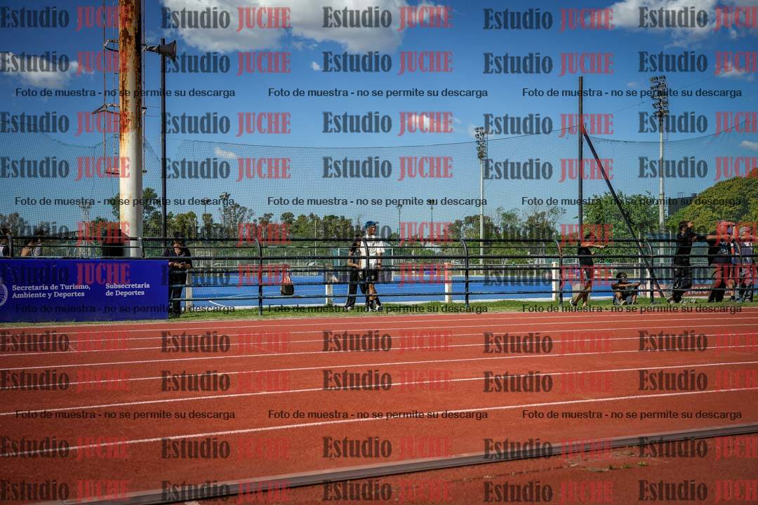 Fotos de los 200 m llanos de varones