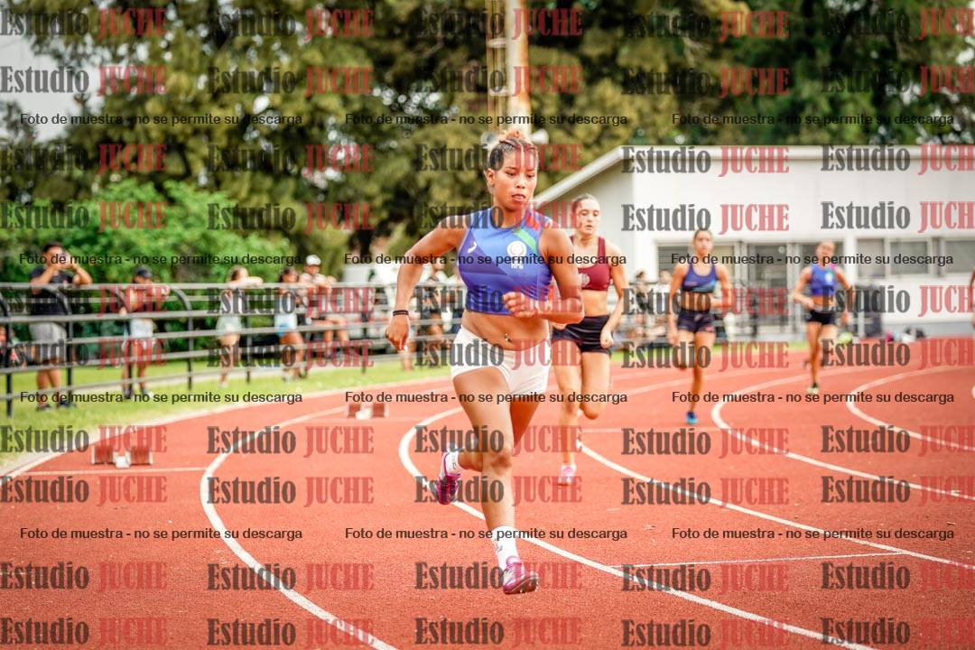 Fotos de los 400 m con vallas de mujeres