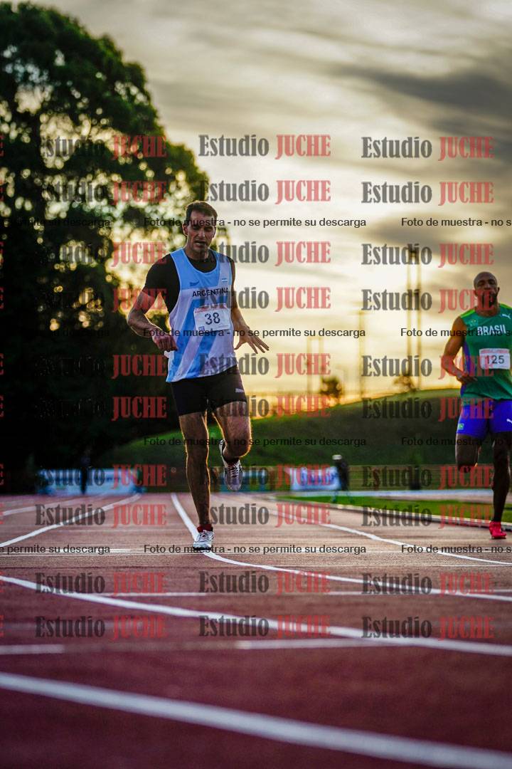 Fotos de los 1500 m llanos de varones - deca 10