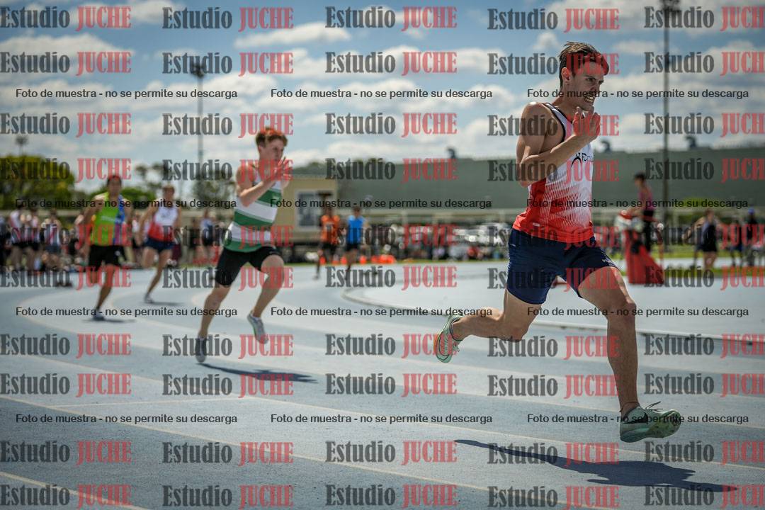 Fotos de los 400 m llanos de varones