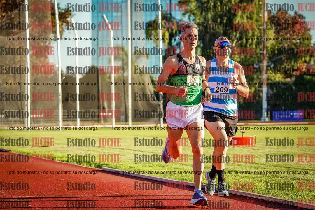 Fotos de los 3000 m llanos de varones