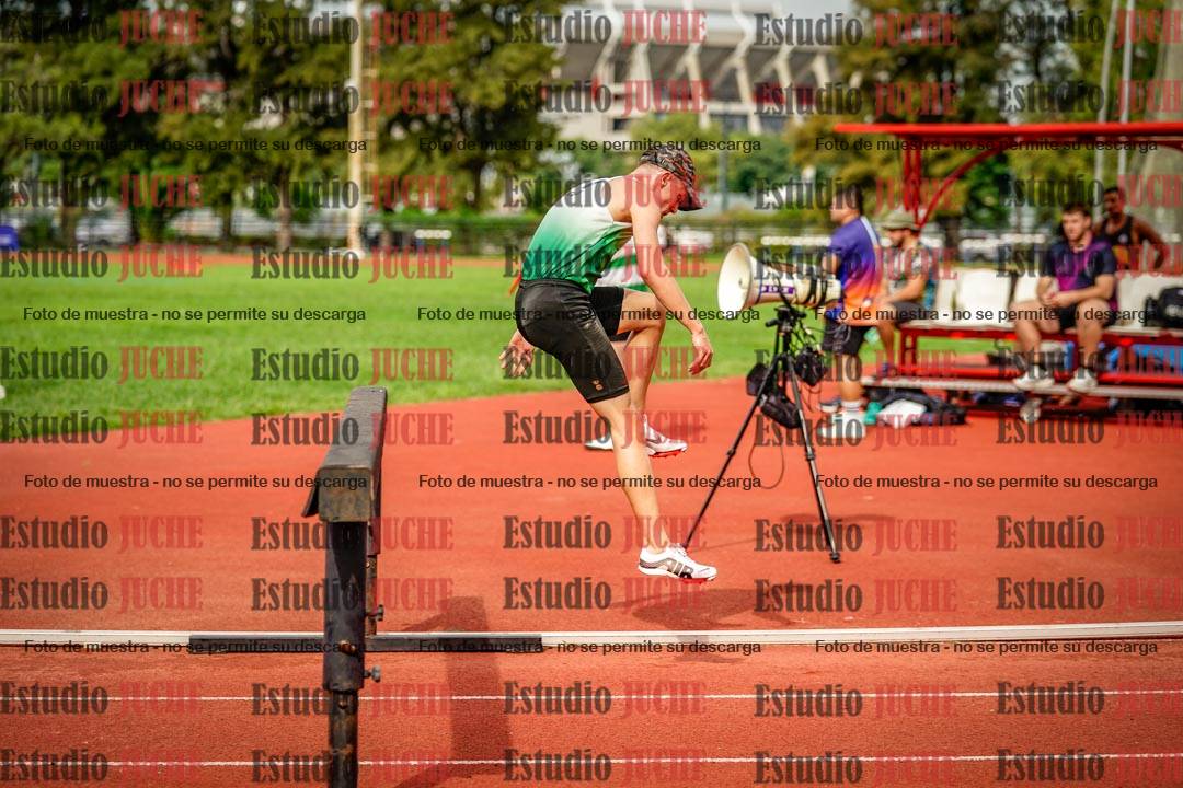 Fotos de los 3000 m con obstáculos de varones
