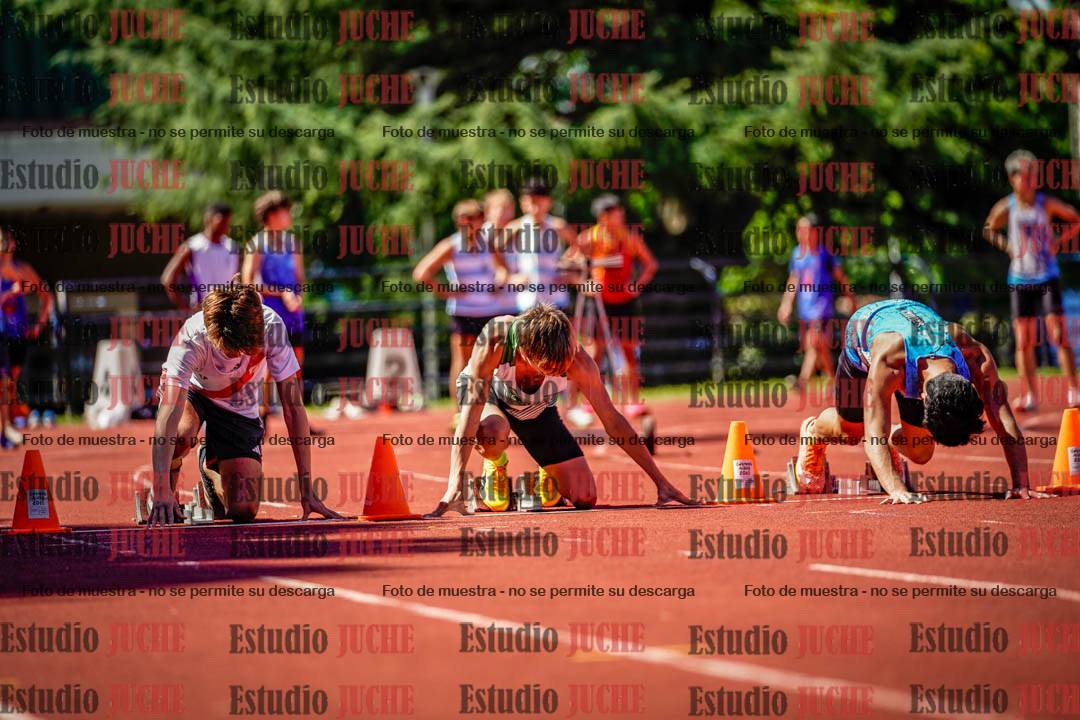 Fotos de los 80 m de varones