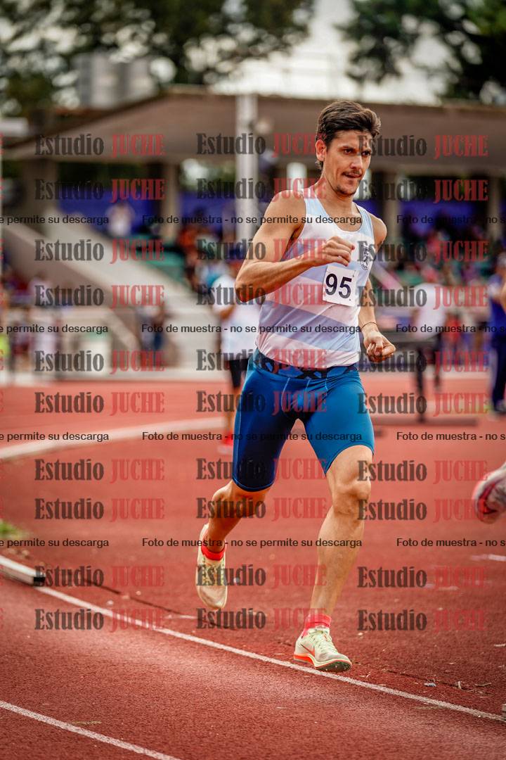 Fotos de los 800 m de varones