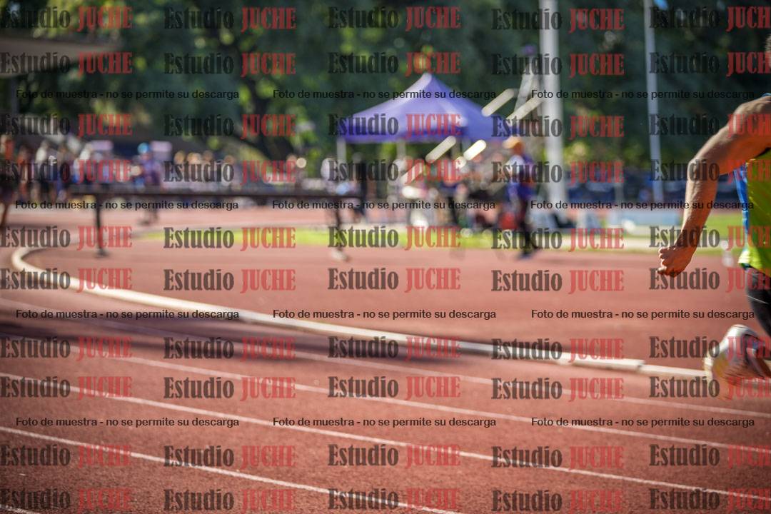 Fotos de los 400 m llanos de varones