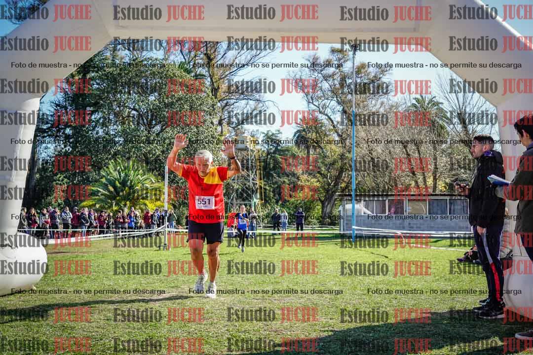Fotos de la llegada del cross de 1500 m
