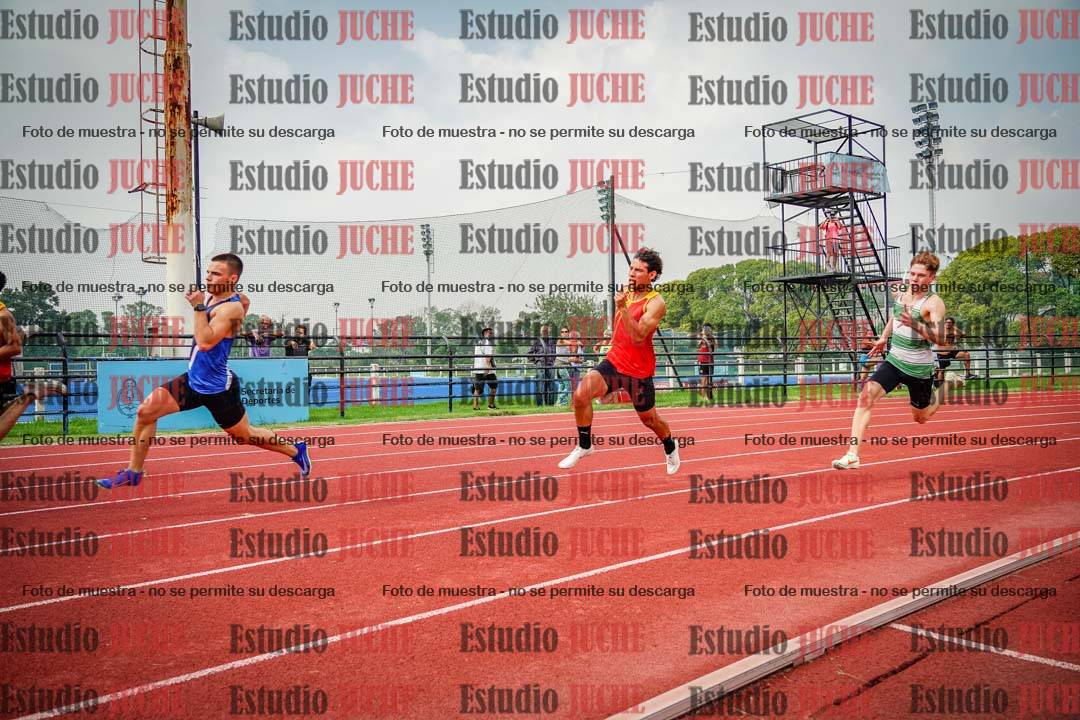 Fotos de los 200 m llanos de varones