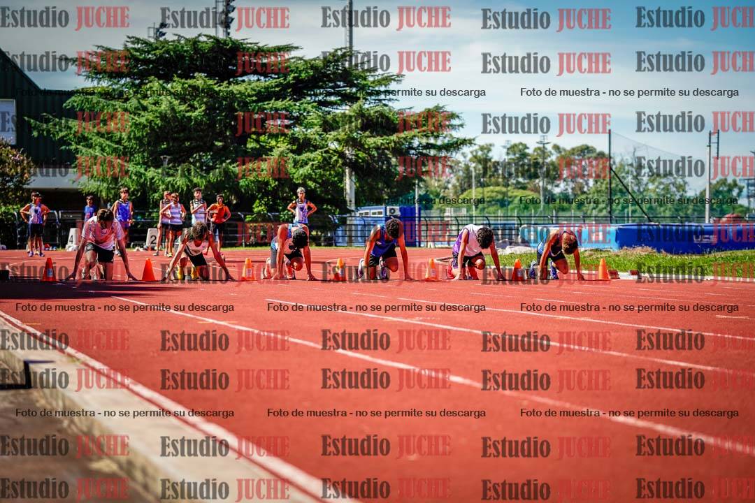 Fotos de los 80 m de varones