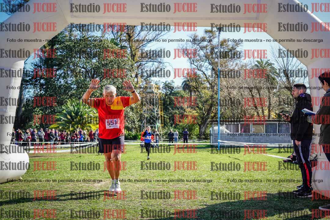 Fotos de la llegada del cross de 1500 m