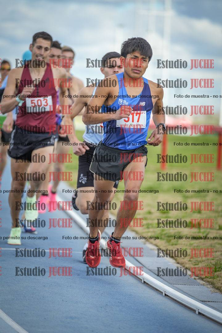 Fotos de los 5000 m llanos de varones