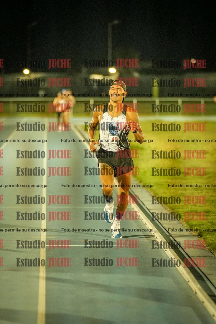 Fotos de los 3000 m llanos de varones
