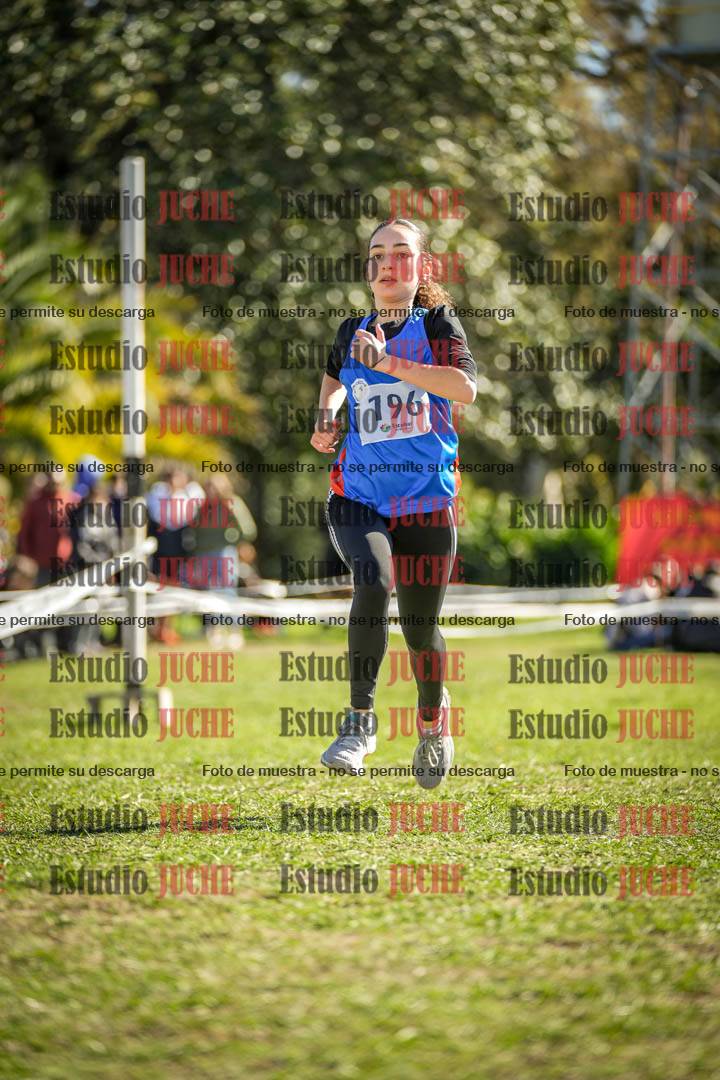 Fotos de la llegada del cross de 1500 m