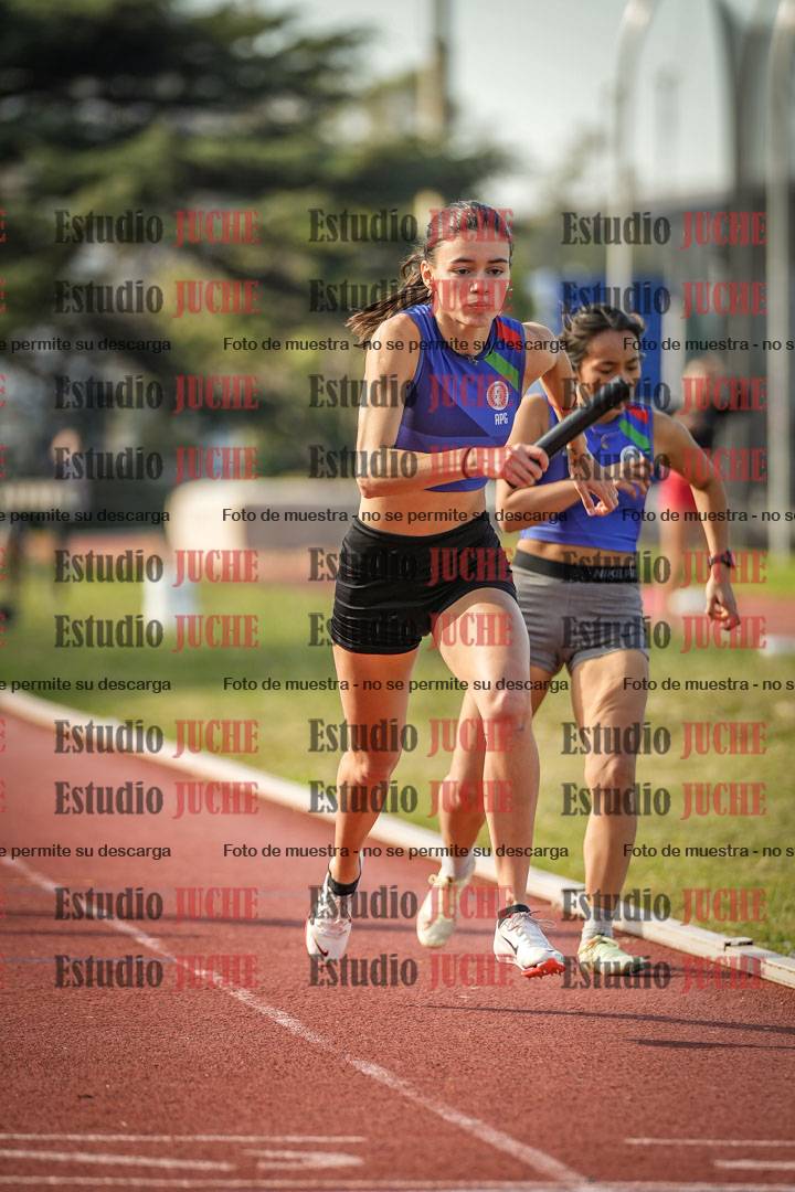 Fotos de las postas 4x400 m llanos de mujeres